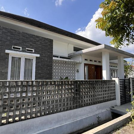 فندق Sabbi'S House Klaten المظهر الخارجي الصورة